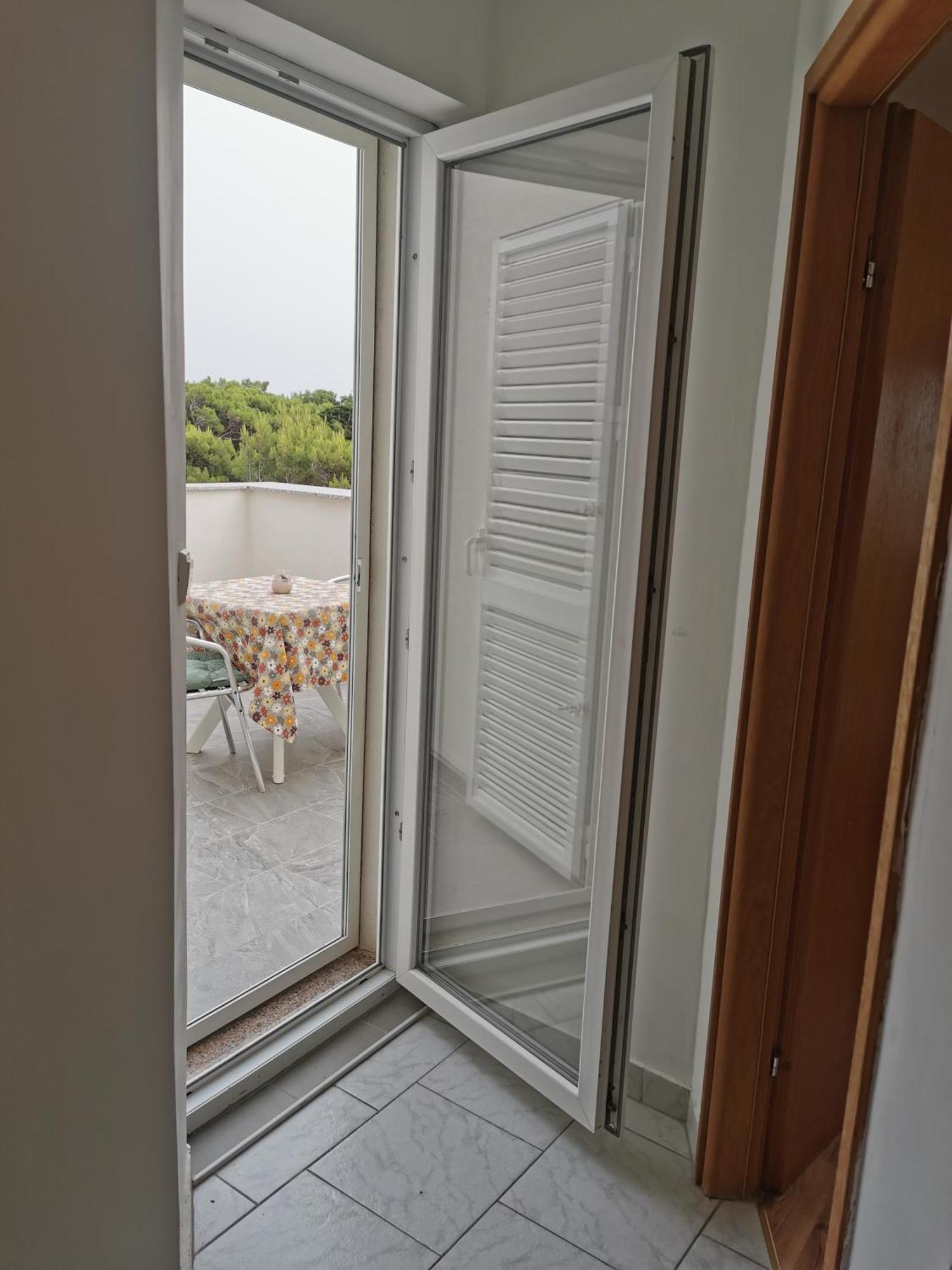 Apartment Riva Povljana