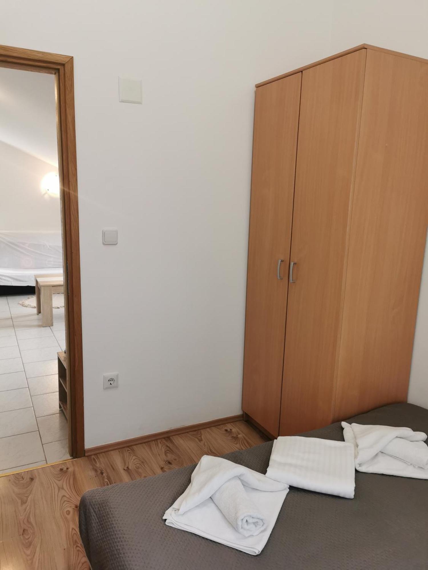 Apartment Riva Povljana